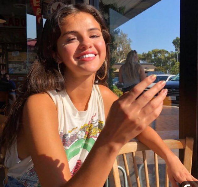 Selena Gomez Warns Youth Against The Dangers Of Social Media 1923