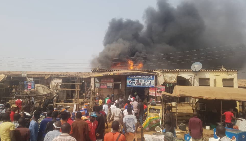 Fire guts Jabi motor park in Abuja, shops burnt down