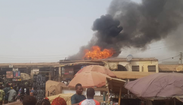 Fire guts Jabi motor park in Abuja, shops burnt down