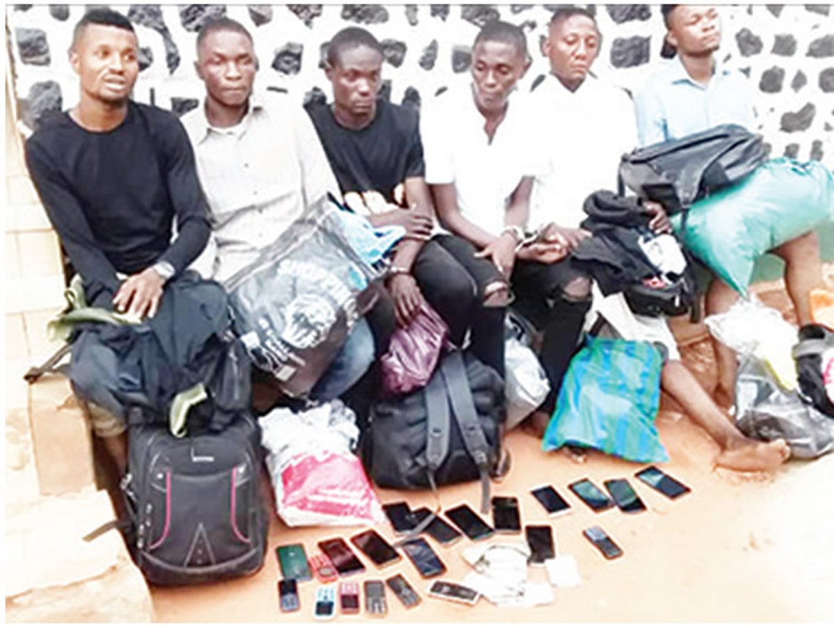 Anambra Police arrest six bank account hackers