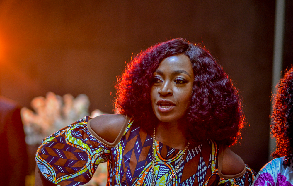 Kate Henshaw dares Twitter user who accuses of seizing tips from waiters