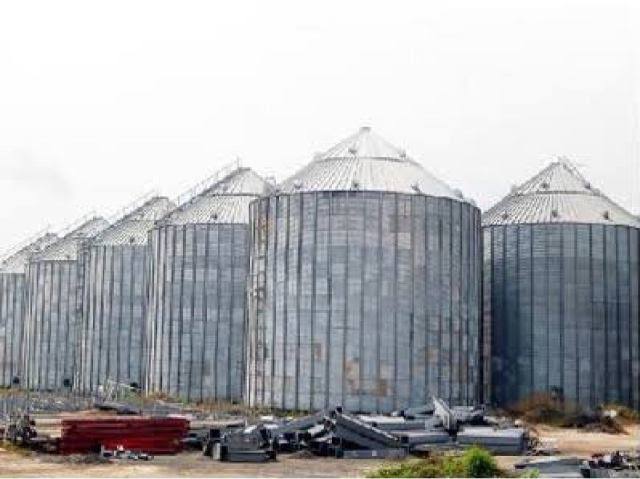 FG orders release of 7,000 metric tonnes of grains amidst lockdown