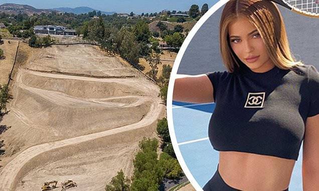 Kylie Jenner splashes $15m on 5 acres of land in California