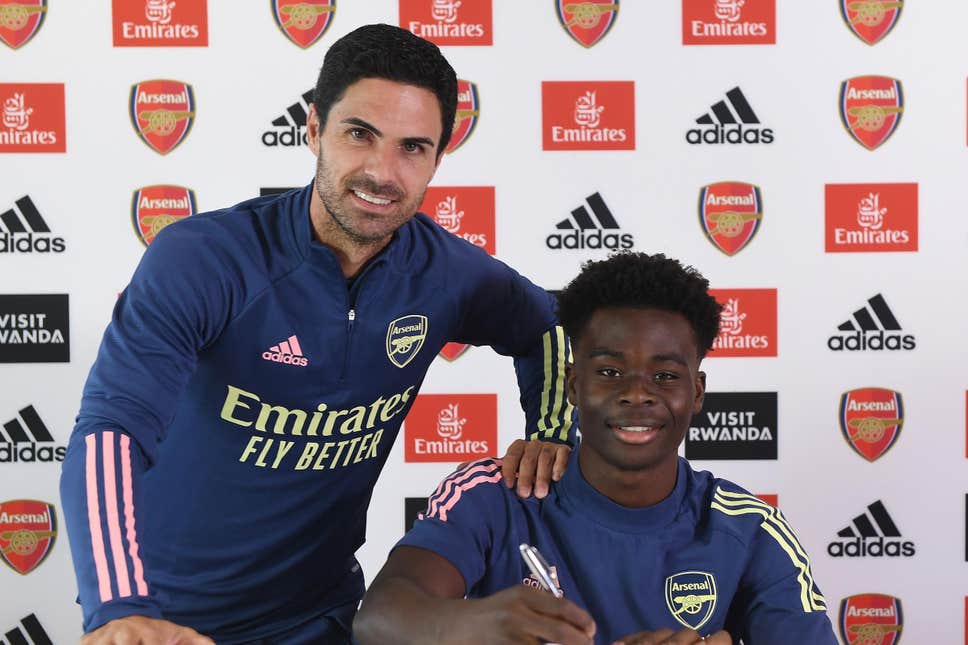 Bukayo Saka signs long-term deal with Arsenal topnaija.ng