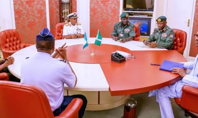 Buhari-meets-service-chiefs