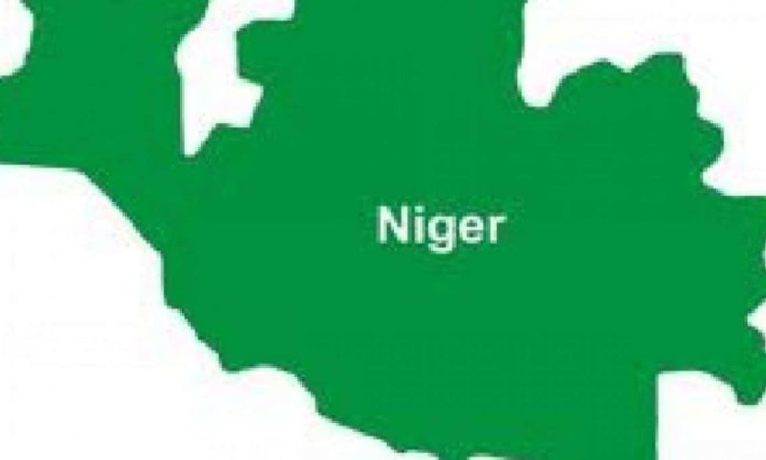 At least 11 died in Niger auto crash -TopNaija.ng