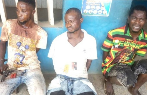 Three suspects arrested during robbery operation in Ogun state-TopNaija.ng