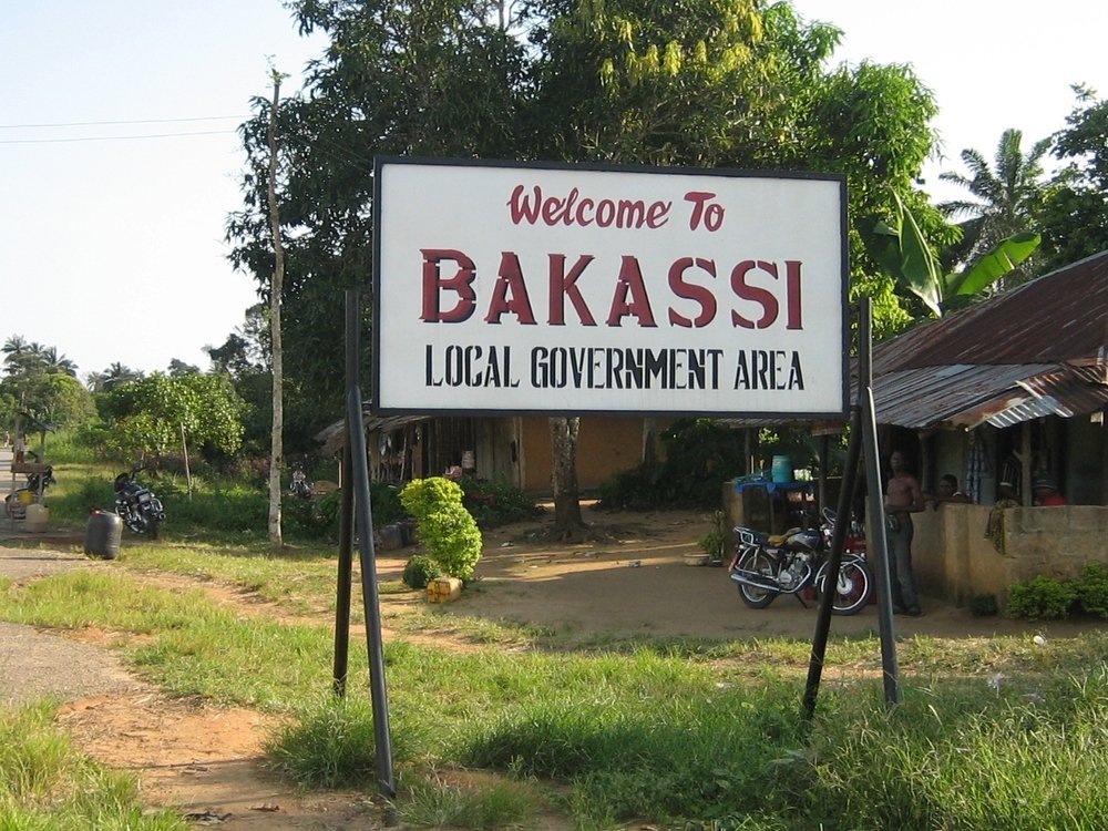 Residents flee community, four reportedly killed as cultists clash in Bakassi-TopNaija.ng