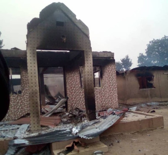 How angry youths allegedly burnt down houses and cars of Seriki Fulani in Oyo (photos)-TopNaija.ng