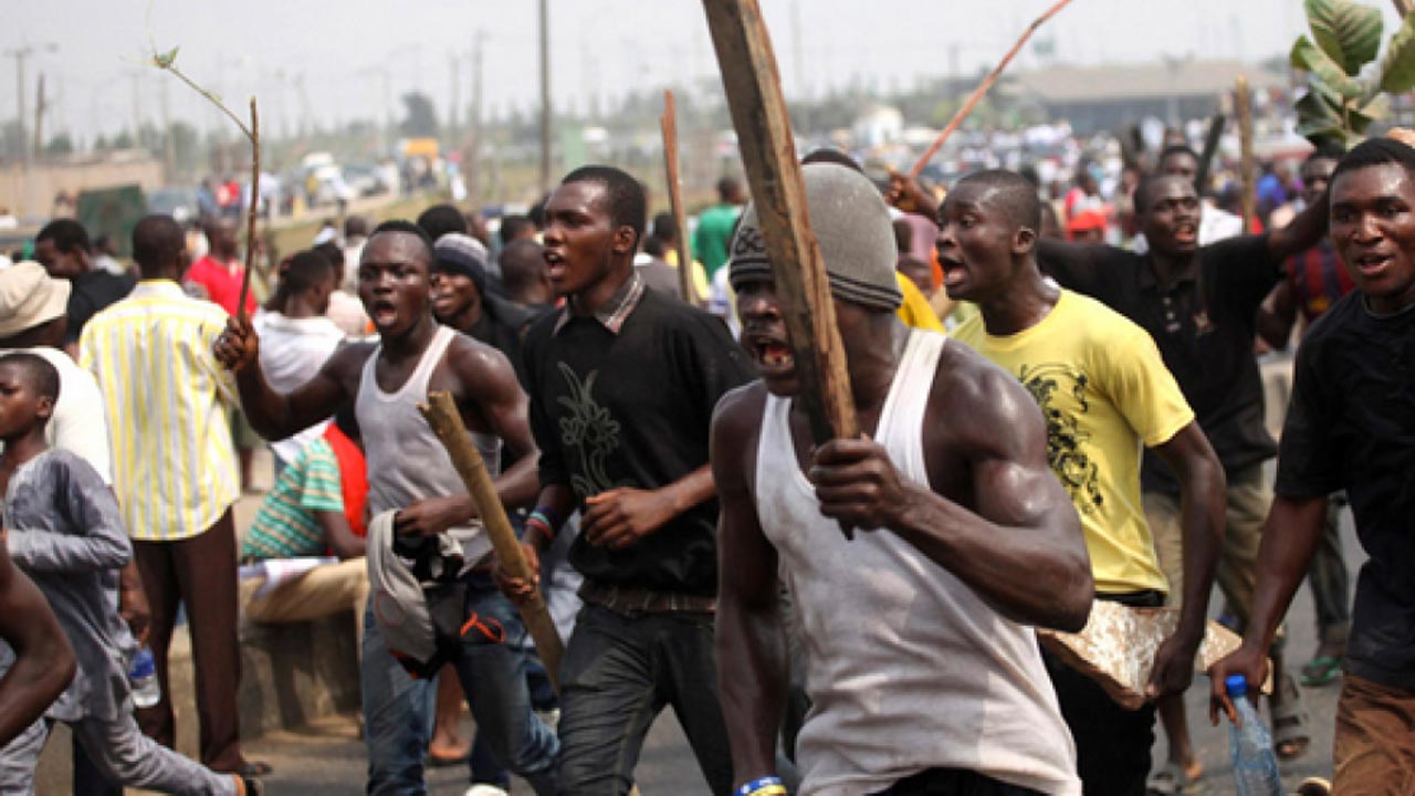 Citizens, motorists lament rising thefts, murders in Lagos environs