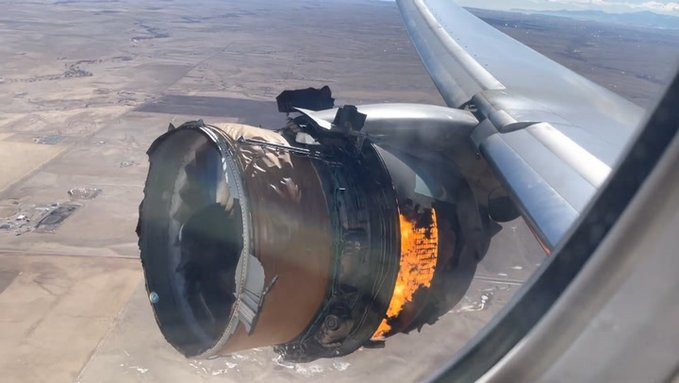 United Airlines plane engine on fire 1