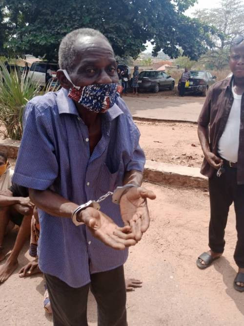 Police arrest 72-year-old pastor for defiling 13-year-old girl in Oyo-TopNaija.ng