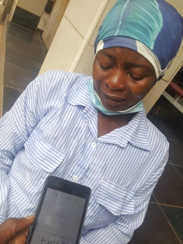 Tears as thieves steal handicapped lady's wheelchair 1