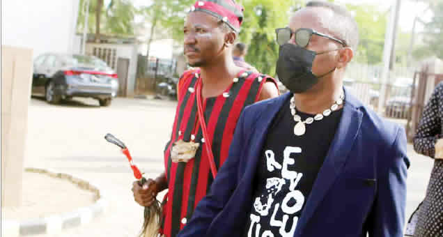 Sowore’s supporter storms court in cultural apparel