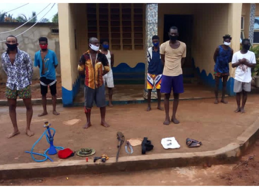 Eight suspected cultists arrested by police in Anambra [PHOTO]-TopNaija.ng