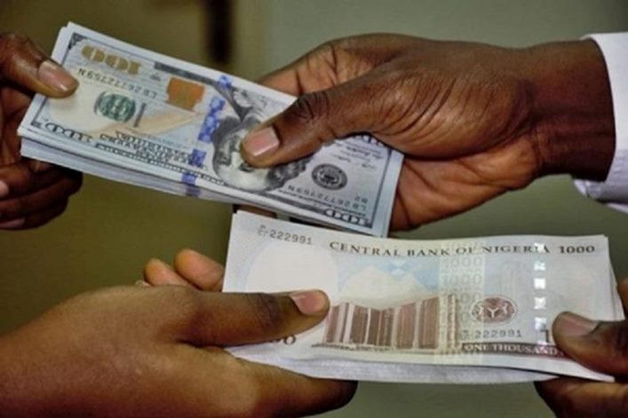 CBN to penalise dealers who reject old, lower dollar notes