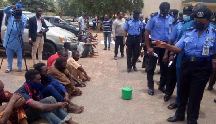 Police paraded five persons in Ibadan for selling human heart at N10,000 in Ibadan-TopNaija.ng