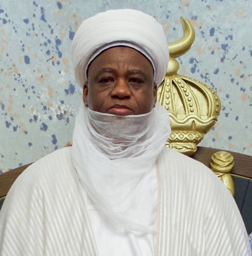 Sultan calls on Muslims to look out for new moon