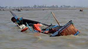 How boat mishap claimed 15 lives in Niger, 17 rescued-TopNaija.ng