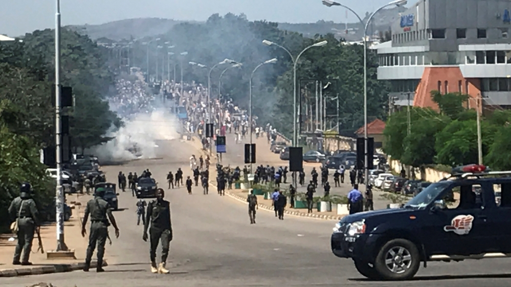 police clash protest nigeria
