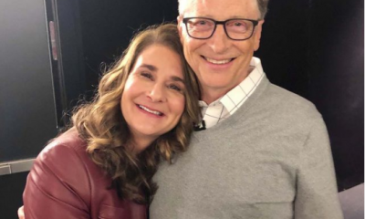 Bill and melinda Gates kiss 1