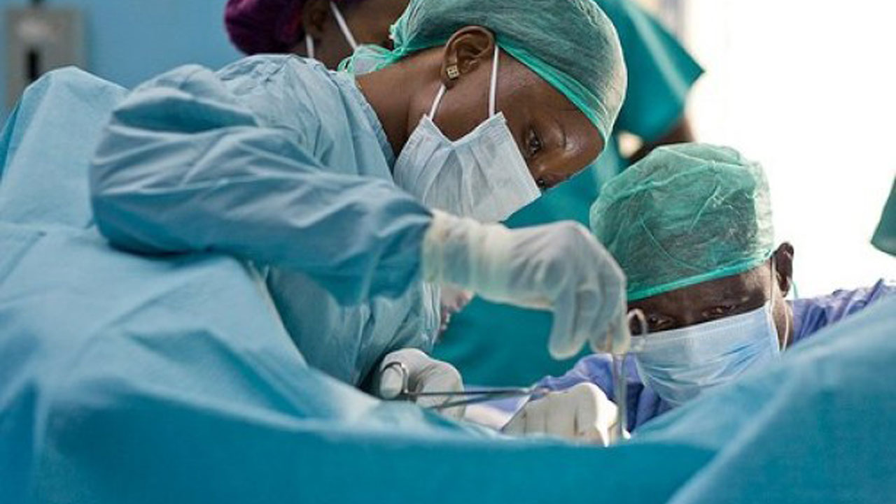 Nigerian doctors at work in US