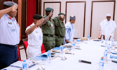 Buhari with service chiefs