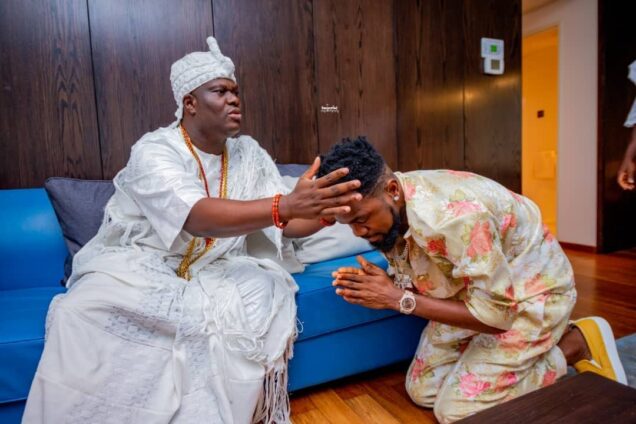 Patoranking visits Ooni Of Ife