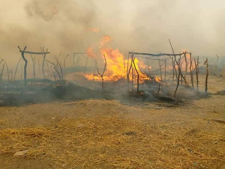 Fire razes 450 shelters in Borno IDP camp