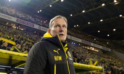 Borussia Dortmund Chief blasts the entire Premier League
