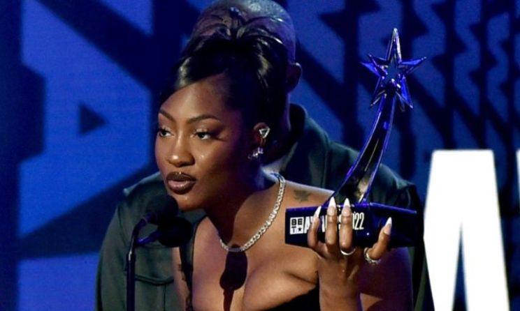 Tems emerges first female ‘Best International Act’ at the 2022 BET Awards
