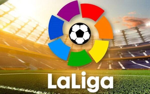La Liga set to prevent Barcelona from registering Lewandowski