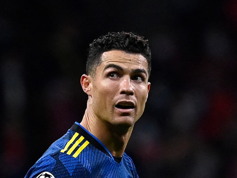 Cristiano Ronaldo asks to be sold