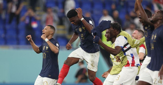 France Defy World Cup Recent Records to Make Round of 16