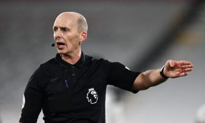 Former EPL Ref, Mike Dean takes World Cup Referee to the Toilet