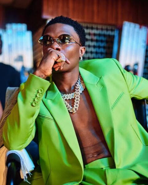 Wizkid Sympathizes With Davido, Deletes Album Promotion