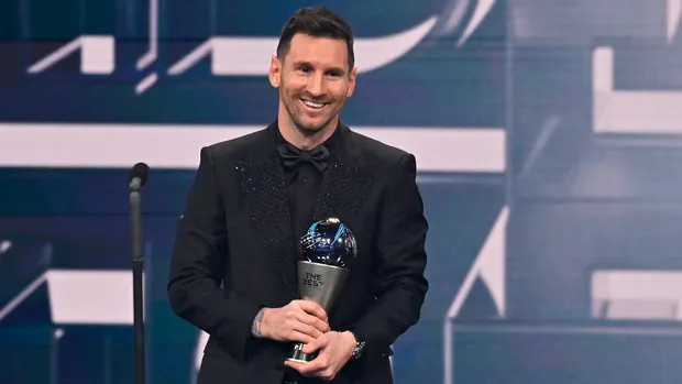 Lionel Messi Cracks Ribs Following FIFA Awards Win
