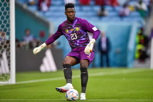 Manchester United fans demand the signing of Andre Onana