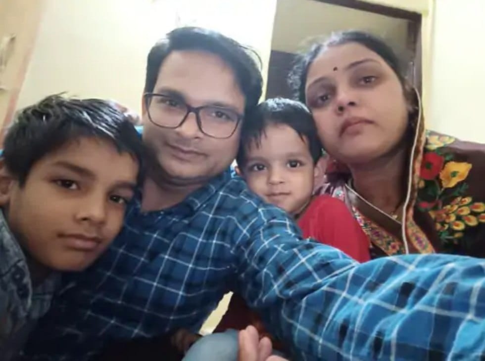 a couple in Bhopal, Madhya Pradesh, allegedly poisoned their two children before taking their own lives