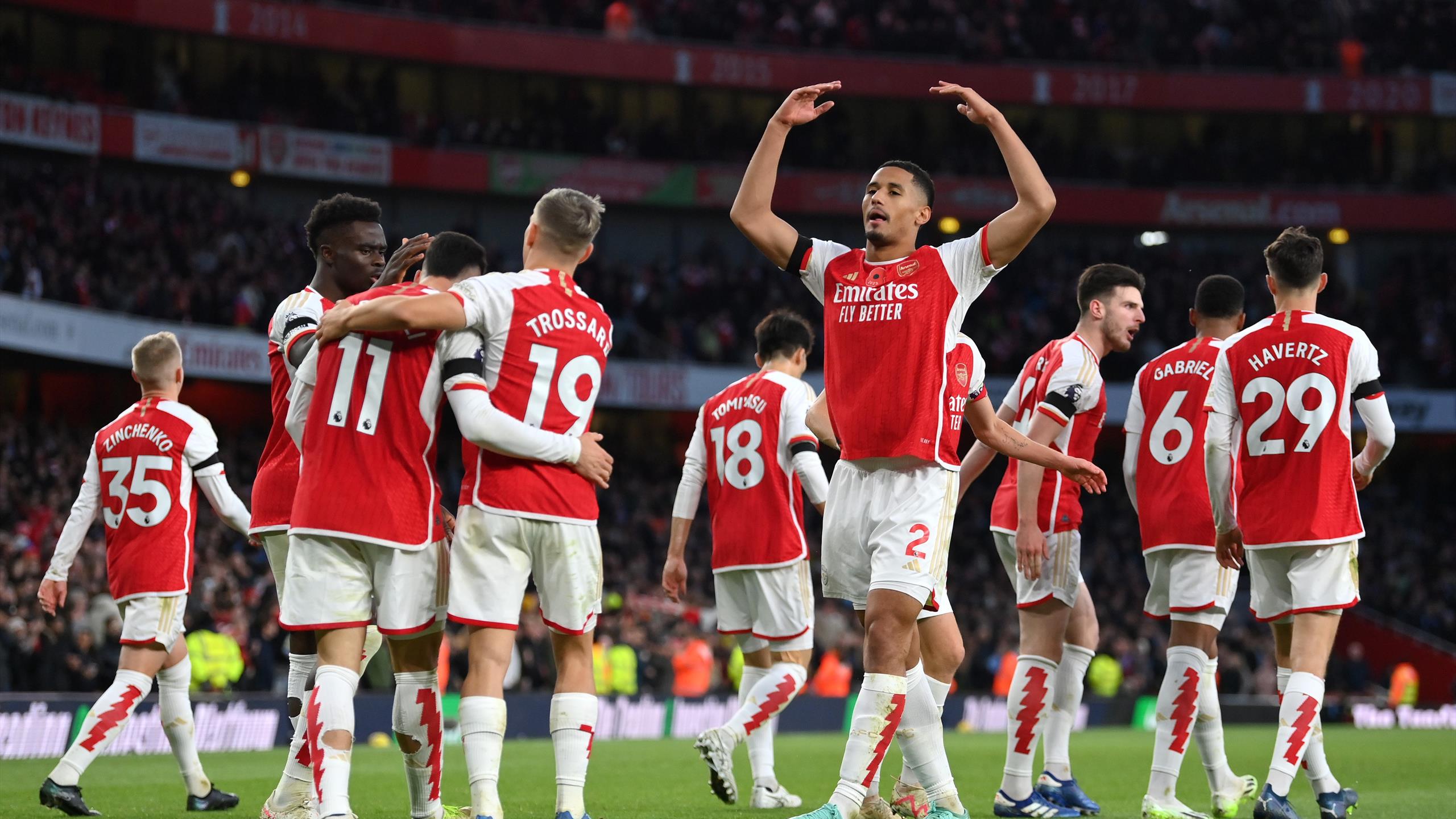 "It's tough" -- Ian Wright on Arsenal's title Hopes