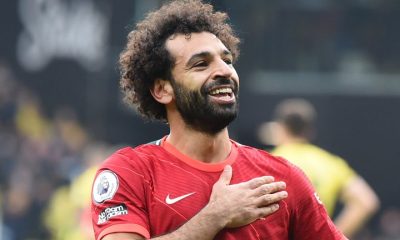Pitch invaders attack Mohamed Salah on International duty