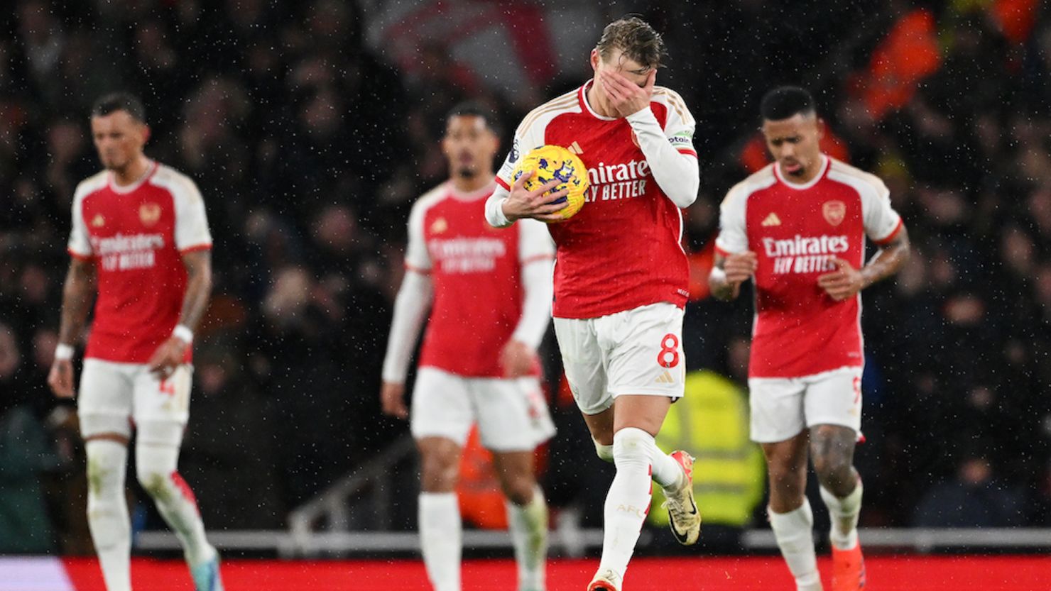 Arsenal striker loses 'insane' amount of money in Online game