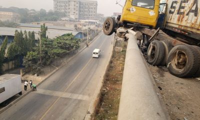 Trailer driver falls off Lagos-Ibadan Expressway bridge in lone accident