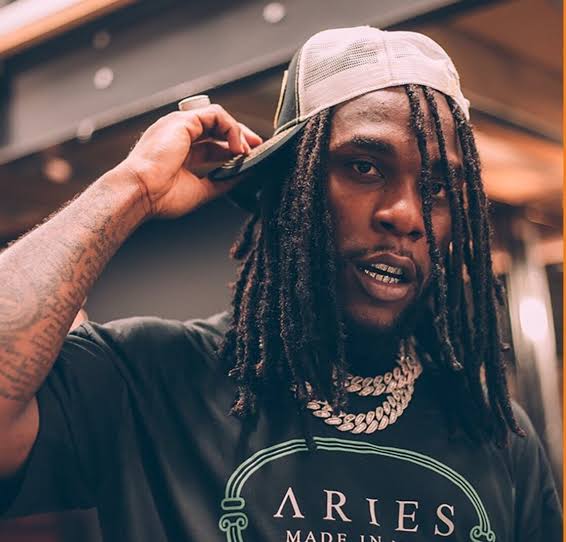 There’s Only The ‘Big 2’, And There’s Me – Burna Boy Brags Stirs Reactions (Video)