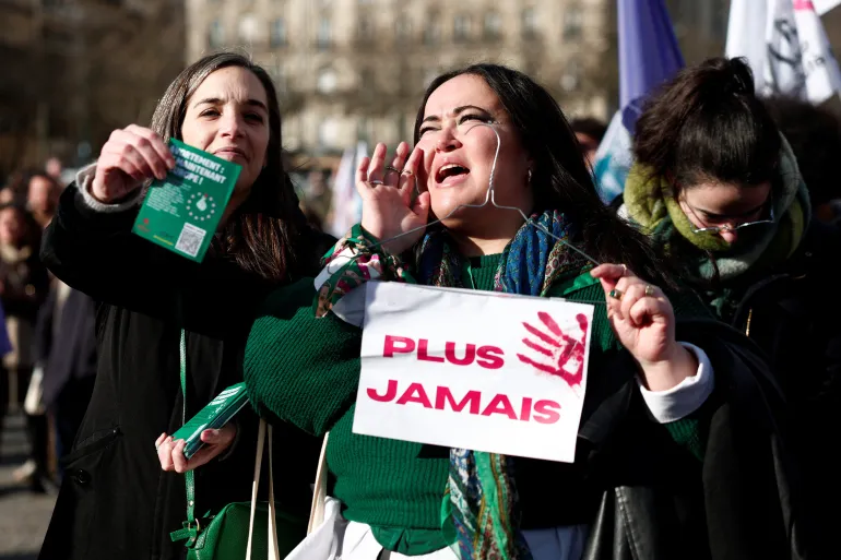 French lawmakers pass landmark bill on Abortion rights