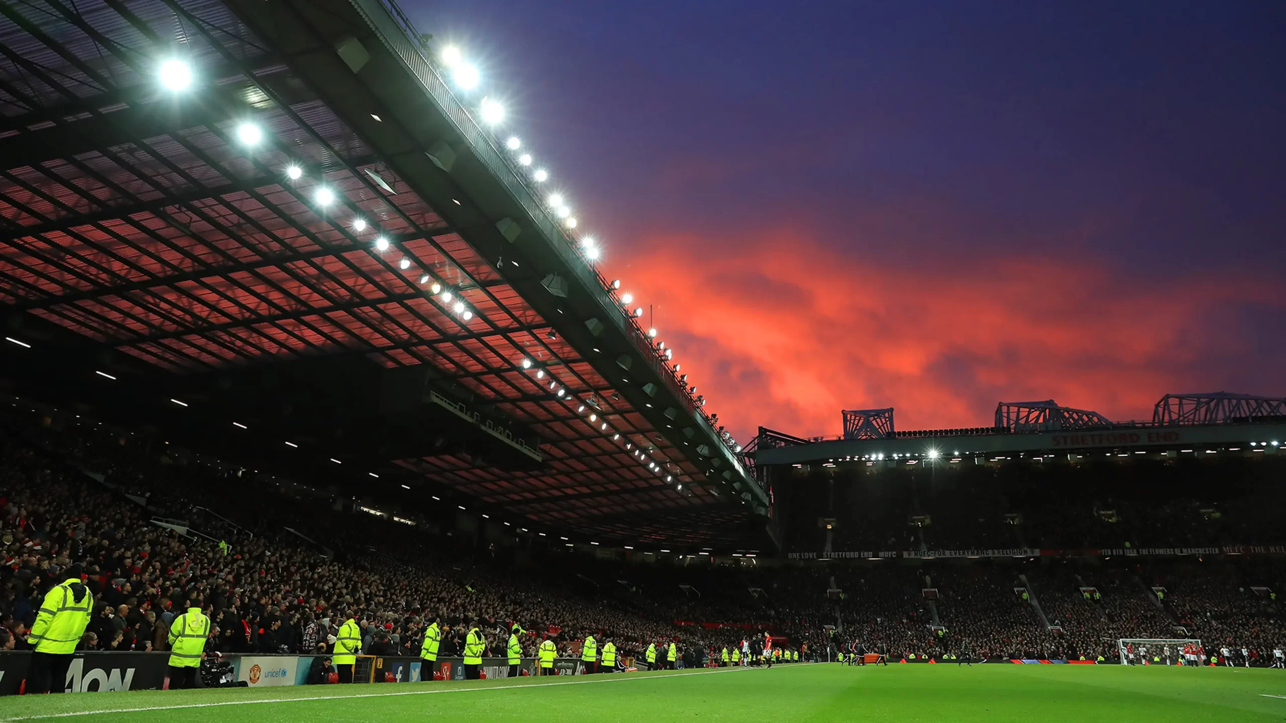 Manchester United one step closer to demolishing Old Trafford