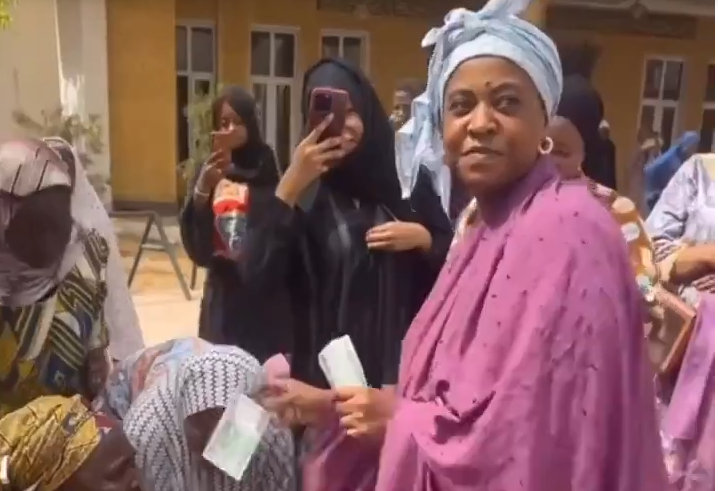Muhammad Sanusi II's wife celebrates reinstatement