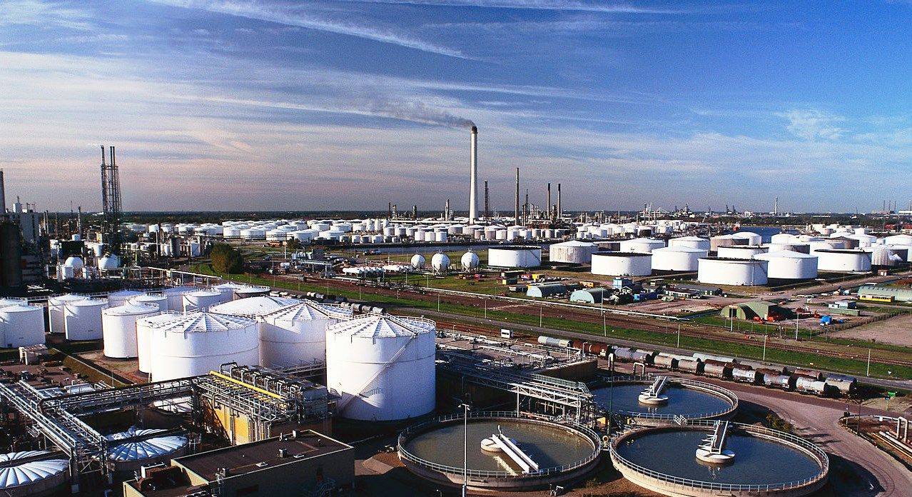 Nigeria oil blocs: reserved for investors not politicians