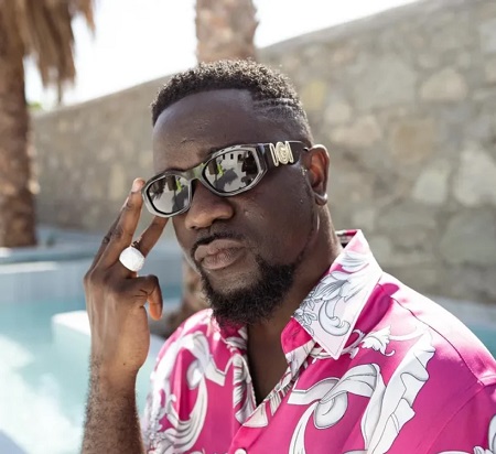 Reactions as Sarkodie disses Burna Boy, Wizkid, Davido in new Track (Video)