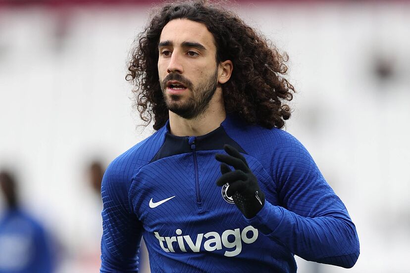 "I am happy at Chelsea" -- Cucurella dismisses Barcelona rumors